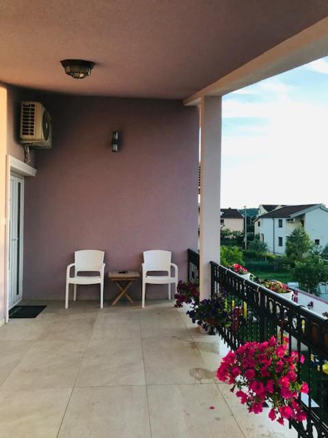 Apartman Mona Podgorica Eksteriør bilde