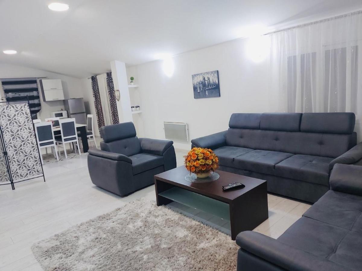 Apartman Mona Podgorica Eksteriør bilde