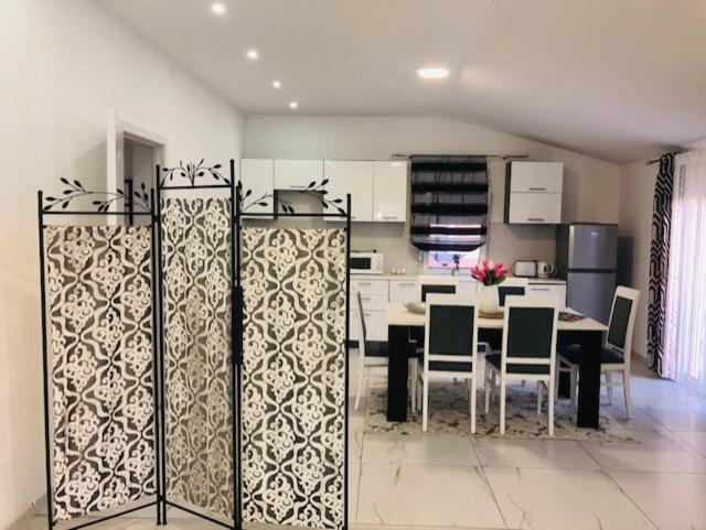 Apartman Mona Podgorica Eksteriør bilde